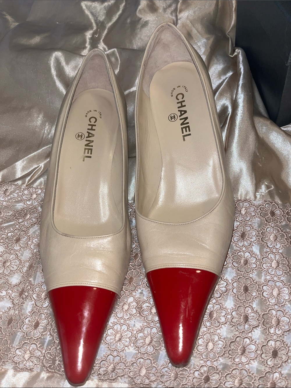 CHANEL Beige Leather Pumps with Red Patent Pointed Toes